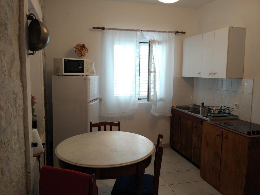 Apartments Madirazza Trogir Exterior photo