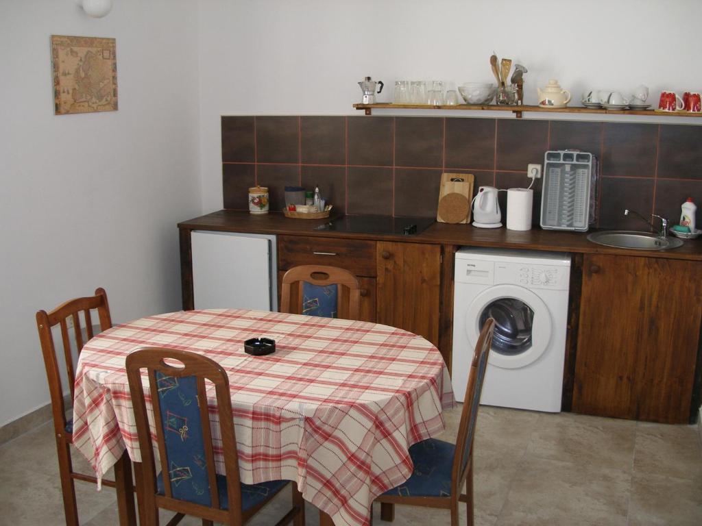 Apartments Madirazza Trogir Exterior photo